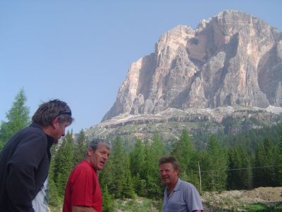 Drago Lipič Altelao 23.-25.06.2008
Antelao je drugi najvišji vrh Dolomitov, po obliki nekje med našima Jalovcem in Grintavcem.
